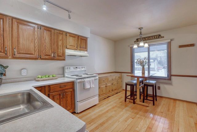 244 Willow COURT, Hartland, WI 53029