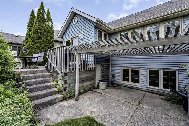 6615 Chesapeake ROAD, Racine, WI 53406