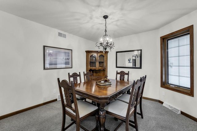 6615 Chesapeake ROAD, Racine, WI 53406