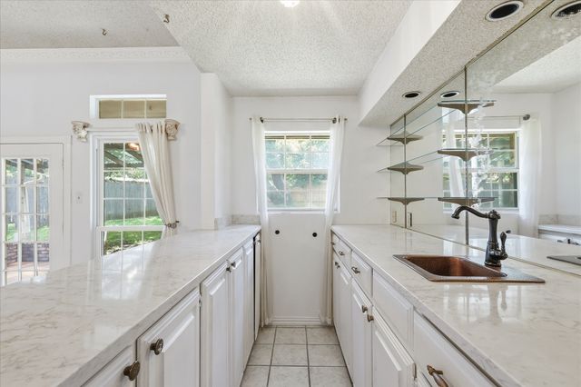 342 Omaha Lane, Duncanville, TX 75116
