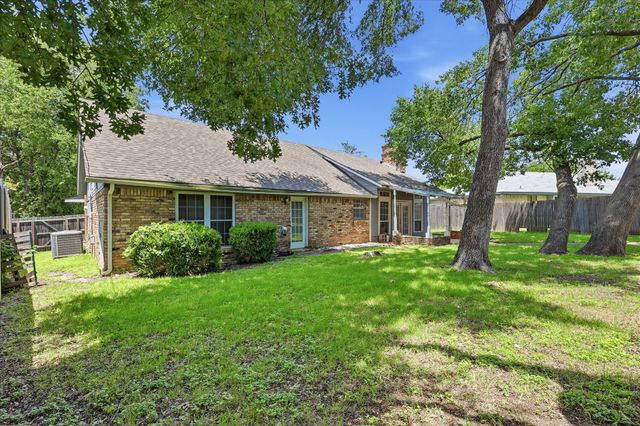 342 Omaha Lane, Duncanville, TX 75116