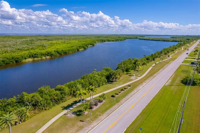 10071 KINGSVILLE DRIVE, Port Charlotte, FL 33981