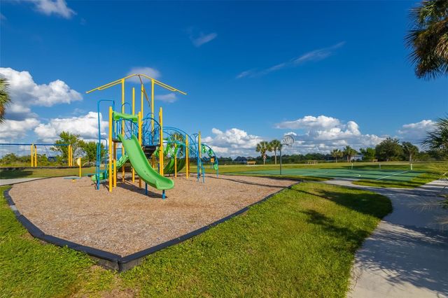 10071 KINGSVILLE DRIVE, Port Charlotte, FL 33981