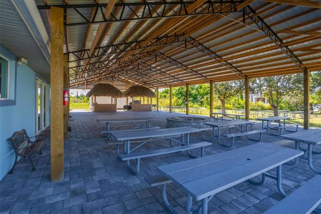 10071 KINGSVILLE DRIVE, Port Charlotte, FL 33981