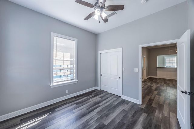 715 35th Street, Galveston, TX 77550