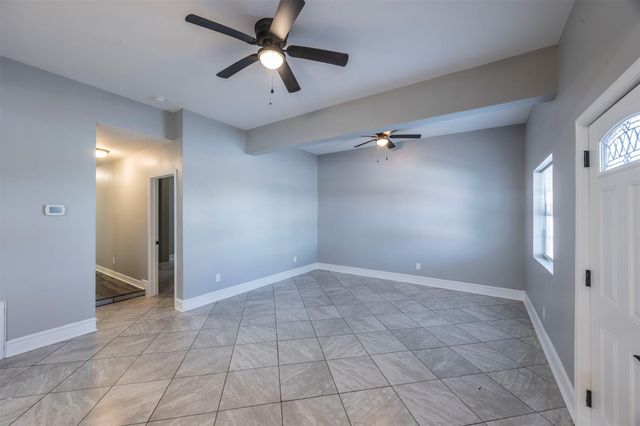715 35th Street, Galveston, TX 77550