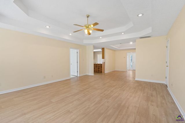 102 Meadow Court, Warner Robins, GA 31088