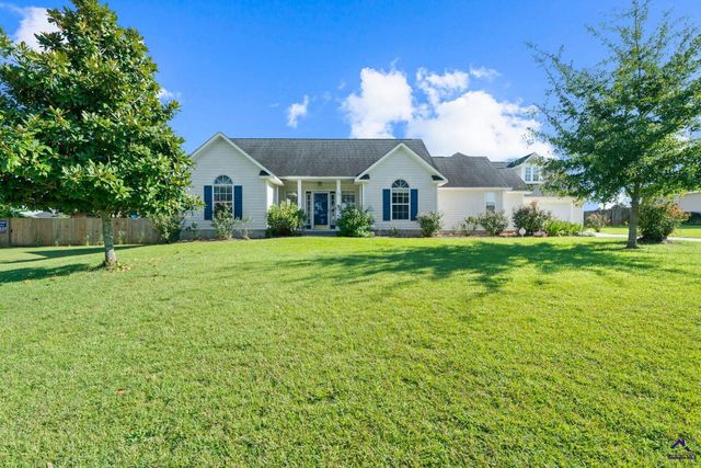 102 Meadow Court, Warner Robins, GA 31088