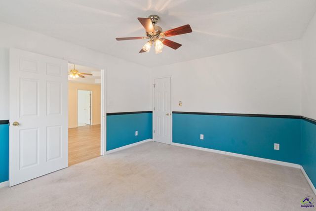 102 Meadow Court, Warner Robins, GA 31088