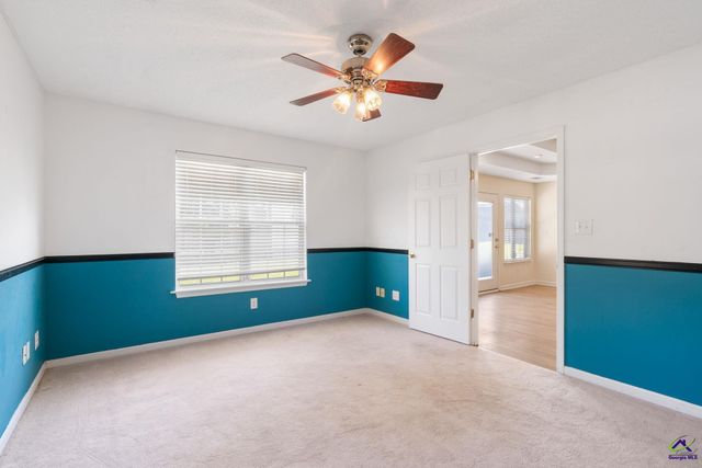 102 Meadow Court, Warner Robins, GA 31088