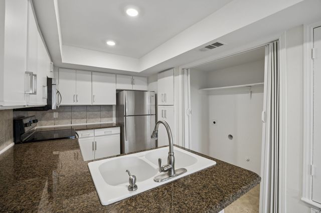 18040 Midway Road 218, Dallas, TX 75287