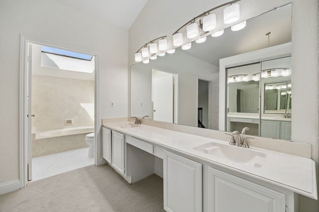 18040 Midway Road 218, Dallas, TX 75287