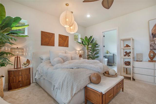 301 Paint Pony Trail N, Fort Worth, TX 76108