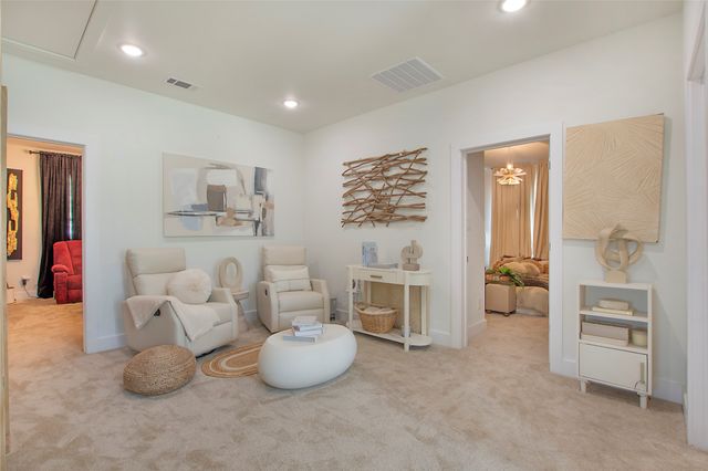 301 Paint Pony Trail N, Fort Worth, TX 76108