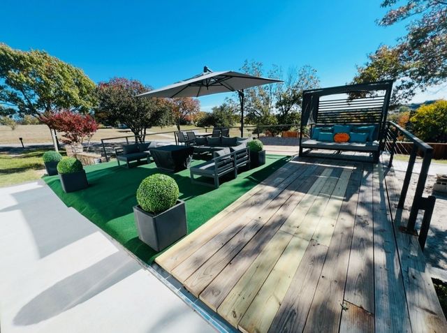 301 Paint Pony Trail N, Fort Worth, TX 76108