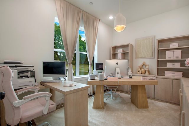 301 Paint Pony Trail N, Fort Worth, TX 76108