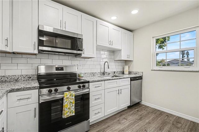 1382 Myerlee Country Club BLVD, Fort Myers, FL 33919
