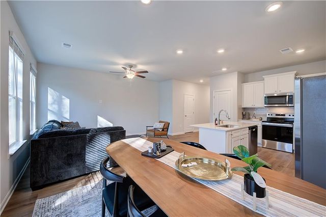 357 Navigator Lane, Mcdonough, GA 30253