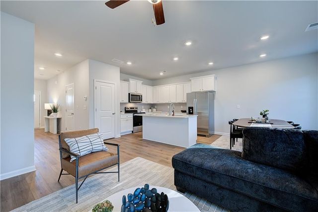 357 Navigator Lane, Mcdonough, GA 30253