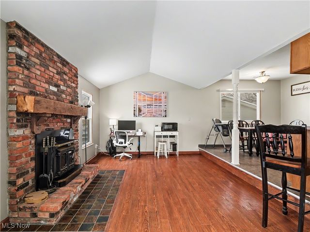 10000 Munich Drive, Parma, OH 44130