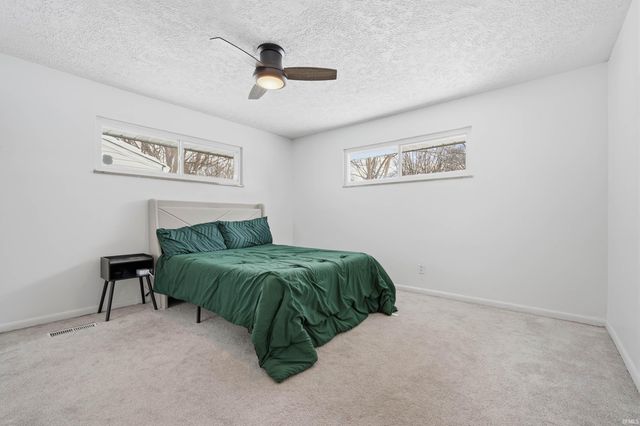 607 N Shellbark Road, Muncie, IN 47304