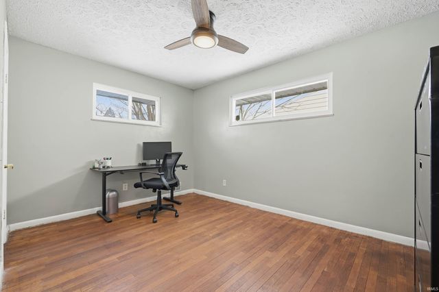 607 N Shellbark Road, Muncie, IN 47304