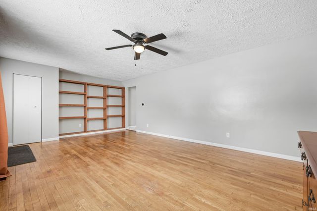 607 N Shellbark Road, Muncie, IN 47304