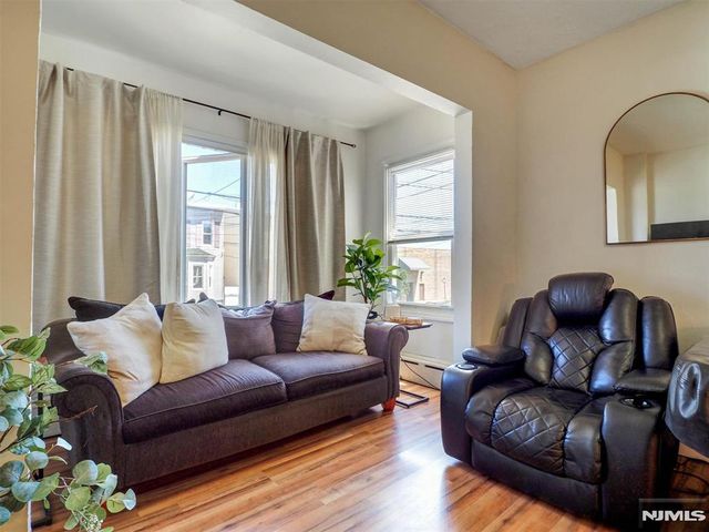 24 54th Street, Bayonne, NJ 07002