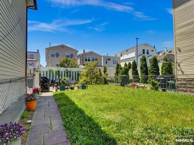 24 54th Street, Bayonne, NJ 07002
