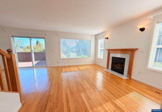 4153 NW Tamarack Dr, Corvallis, OR 97330