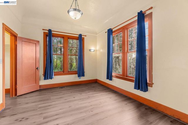 2303 Union St, Eureka, CA 95501