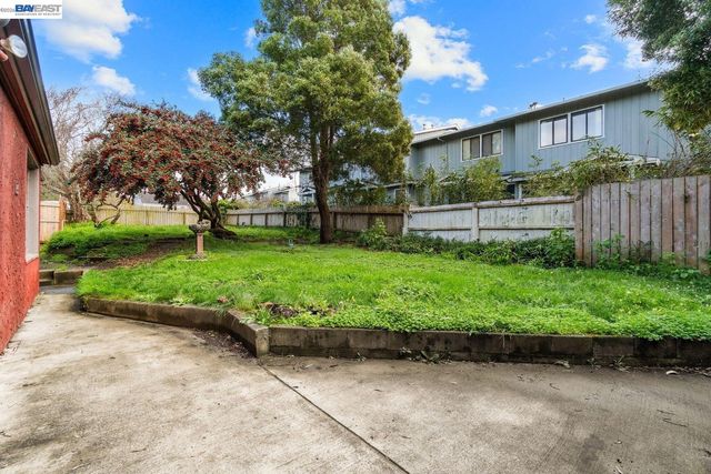 2303 Union St, Eureka, CA 95501