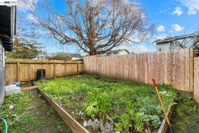 2303 Union St, Eureka, CA 95501