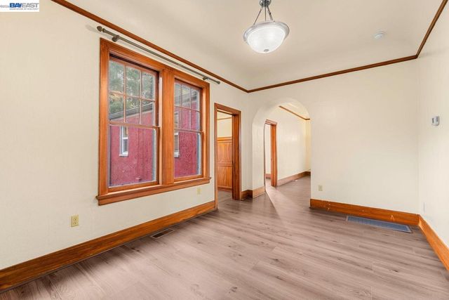 2303 Union St, Eureka, CA 95501