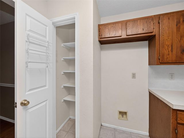 3609 Oak Creek DR, Austin, TX 78727