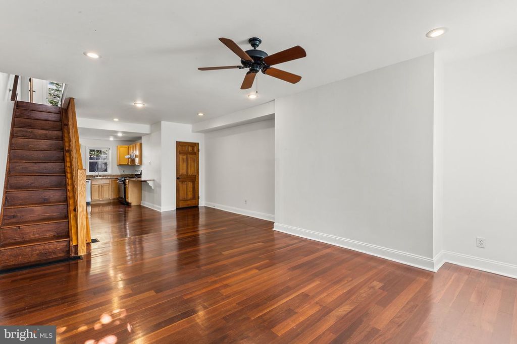 1805 MONTROSE ST, PHILADELPHIA, PA 19146 — photo 2