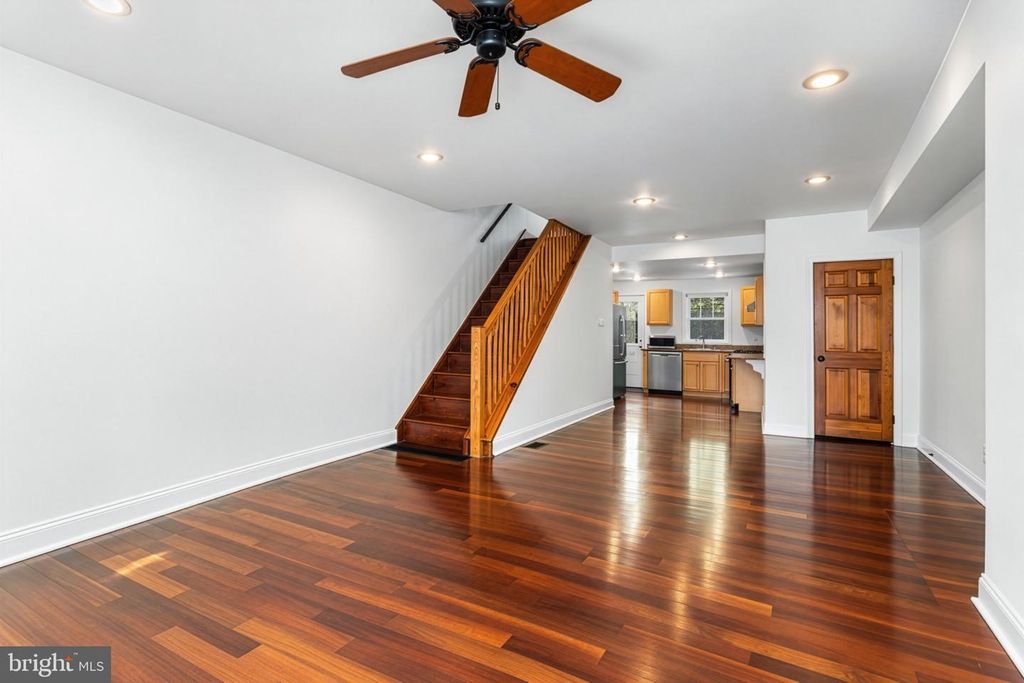 1805 MONTROSE ST, PHILADELPHIA, PA 19146 — photo 3