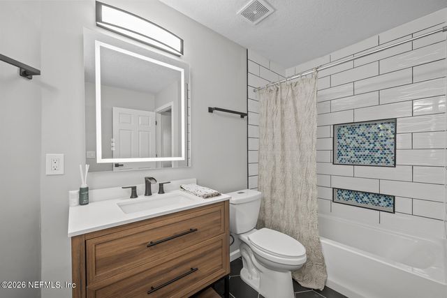 2200 HARBOR LAKE Drive, Fleming Island, FL 32003