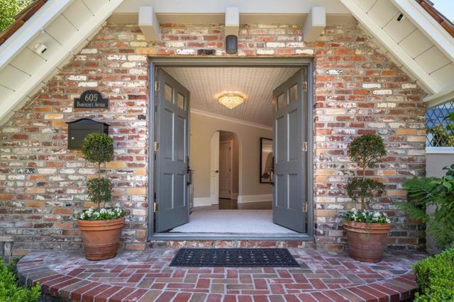 605 Barroilhet Avenue, San Mateo, CA 94402
