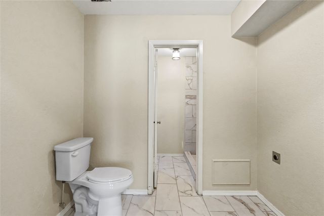 1109 Neptune Drive, Cedar Hill, TX 75104