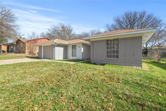 1109 Neptune Drive, Cedar Hill, TX 75104