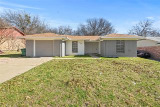 1109 Neptune Drive, Cedar Hill, TX 75104