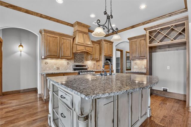 9021 NW 148th Place, Yukon, OK 73099