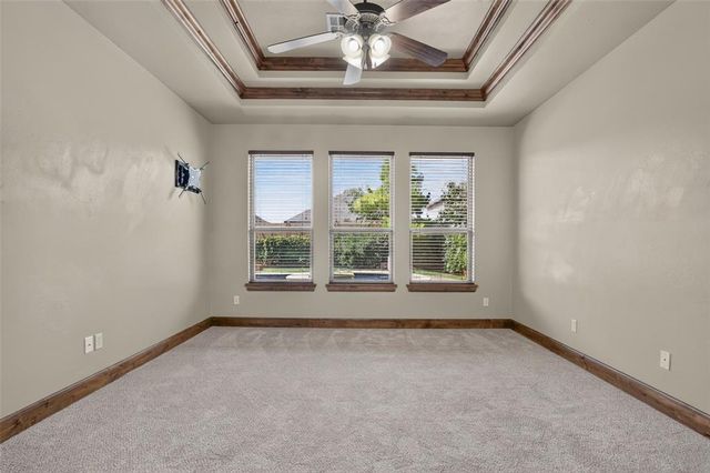 9021 NW 148th Place, Yukon, OK 73099