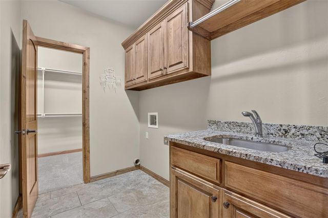 9021 NW 148th Place, Yukon, OK 73099