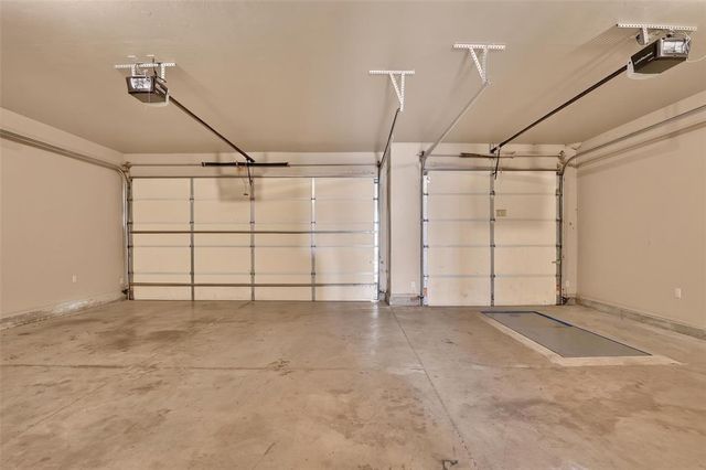9021 NW 148th Place, Yukon, OK 73099
