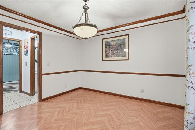 11724 Craig Street, Overland Park, KS 66210