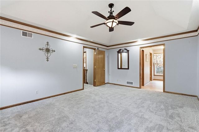 11724 Craig Street, Overland Park, KS 66210