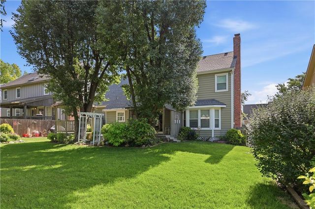 11724 Craig Street, Overland Park, KS 66210