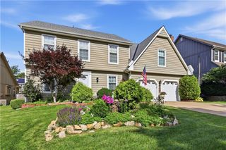 11724 Craig Street, Overland Park, KS 66210